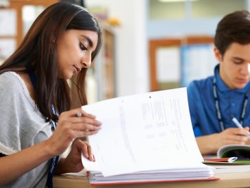 Recupero anni scolastici a Taranto